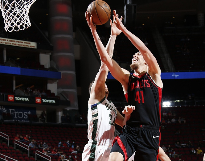  克莱蒙爆冷击败摩纳哥搅乱争四格局